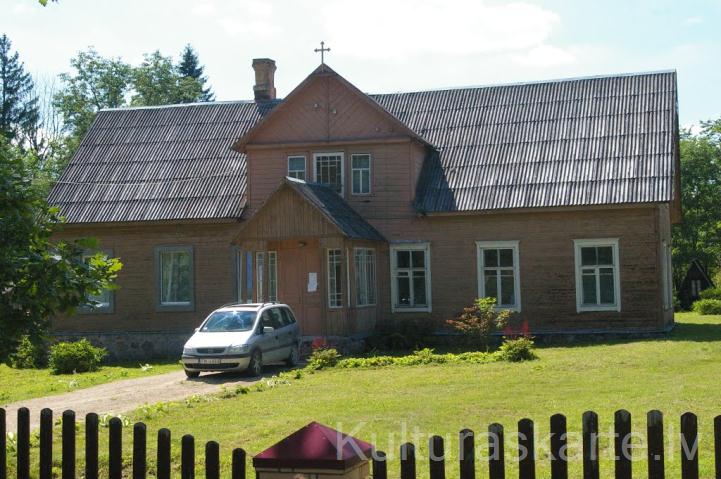 Kupravas Sv. Ignācija Lojola Romas katoļu baznīca